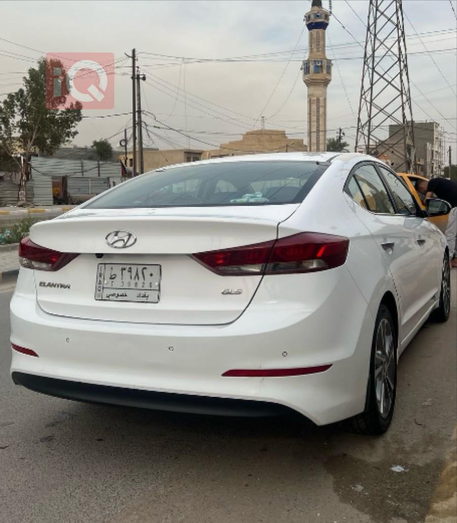 هيونداي النترا